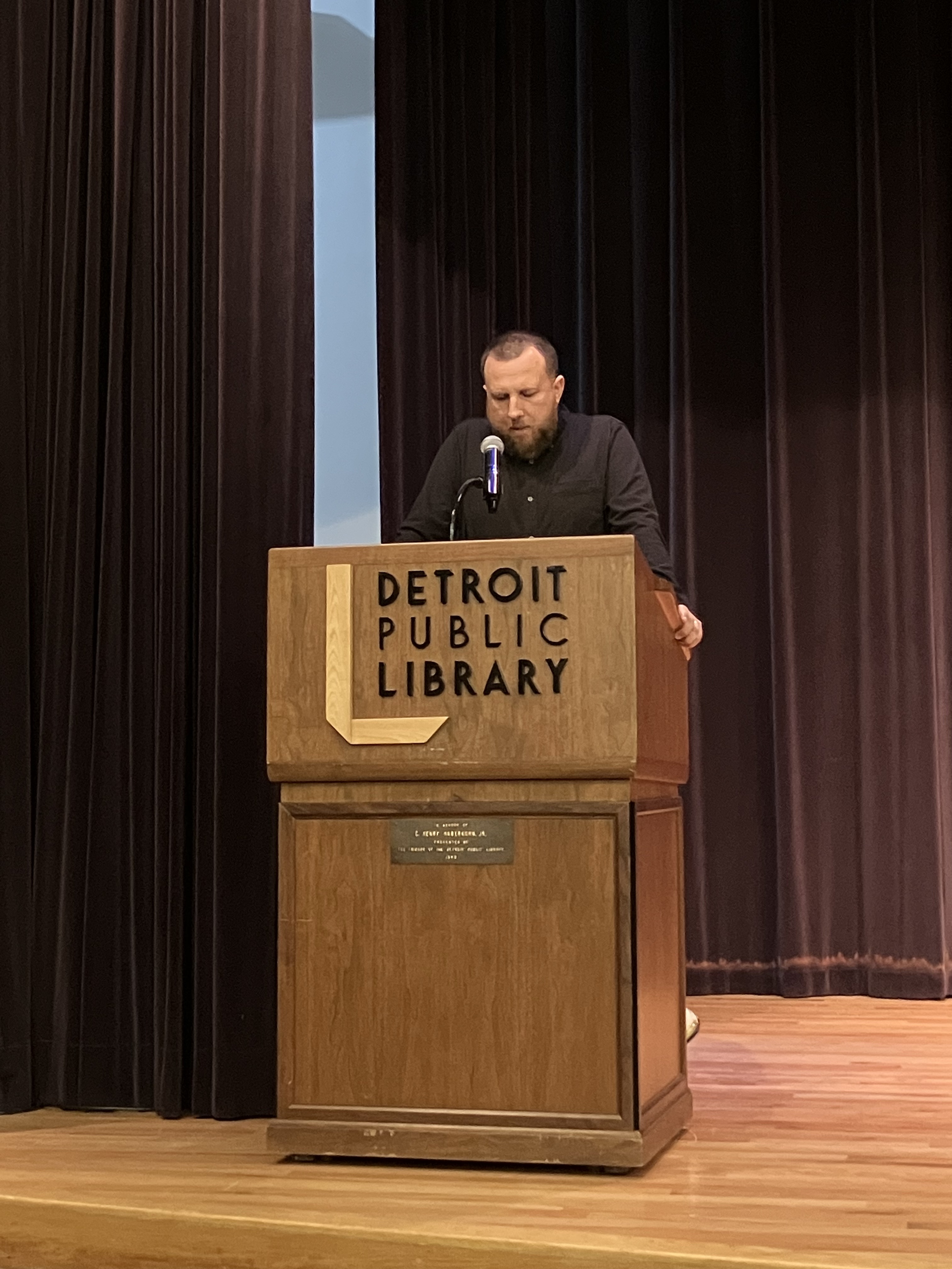 AgainstTheArchive.WalterLuckenIV